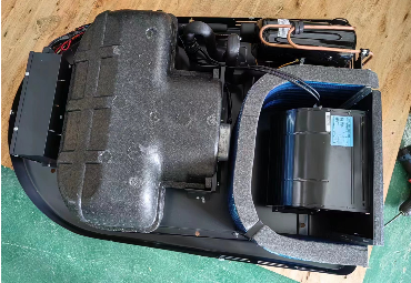 RV air conditioner